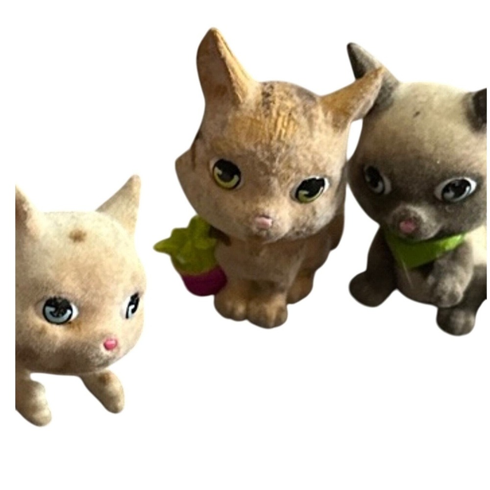 kitty in my pocket Cat Figurines toy Set of 3 Miniature Fuzzy Dollhouse Toys